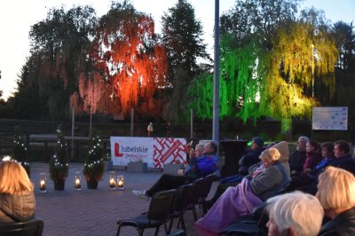 Okładka albumu: Koncert na molo. Adam Szabat